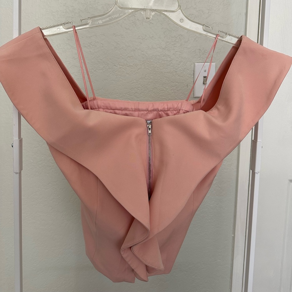HYFVE light pink crop top in size small.